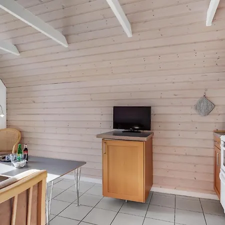 Feriehus 2 Bedroom Beautiful In *