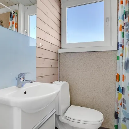 Feriehus 2 Bedroom Beautiful In Hadsund